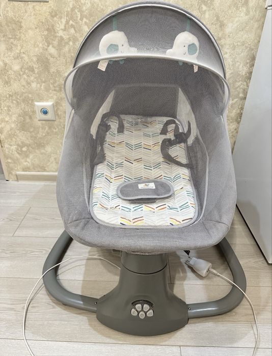 Дитячий колисковий центр