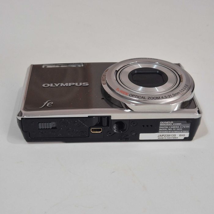 Olympus FE-5035 - Máquina fotográfica digital compacta