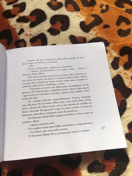 Livro a Fada Oriana de Sophia Mello Breyner