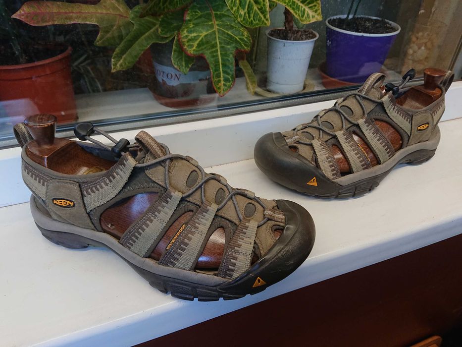 Прочные практичные удобные  сандалии "KEEN" Оригинал. 42 р.