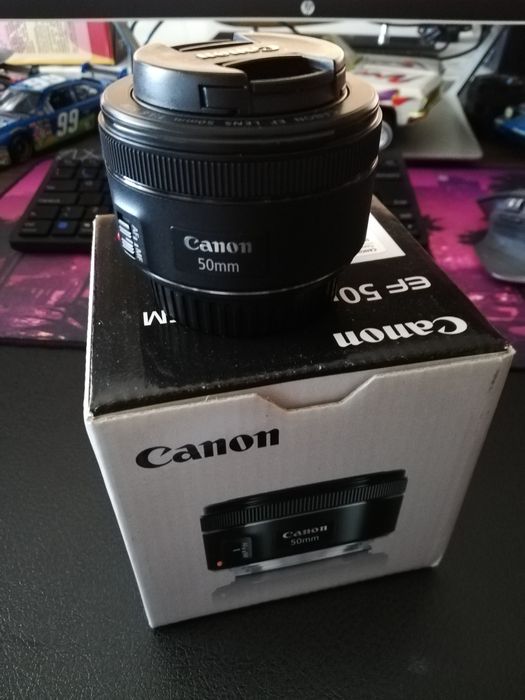 Canon EF 50mm 1.8 STM c/Nova