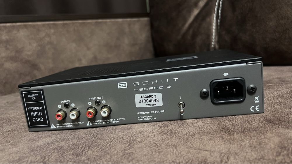 Schiit Asgard 3 підсилювач навушників.