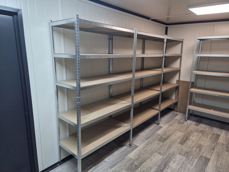 Stabilne regały 110cmx50cmx200cm