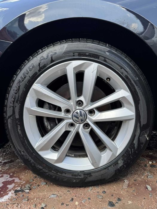 Диски колеса з гумою R17 5x112 Volkswagen Skoda 7J ET43 фольцваген шкода