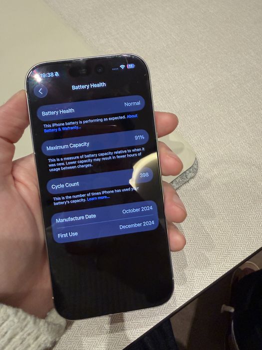 iPhone 16 Pro 128Gb Titanio Natural (Branco) Desbloqueado