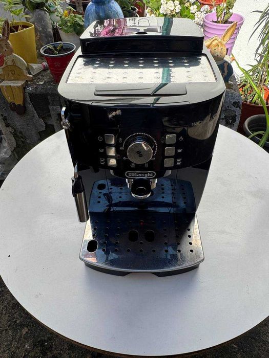 Кофемашина Delonghi Magnifica S кофемашина Кавомашина!