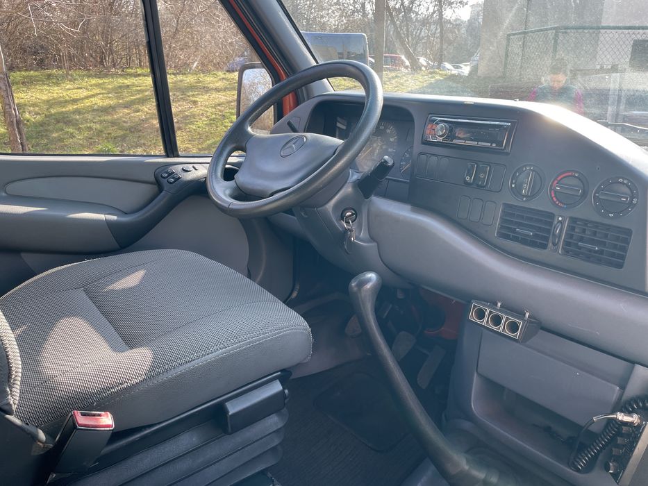 Mercedes Sprinter 412-евакуатор,дубль кабіна