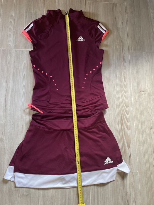 Тенисный костюм adidas 36 р