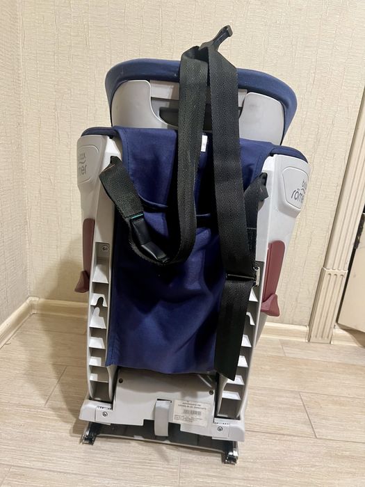 Дитяче автокрісло ROMER ADVANSAFIX