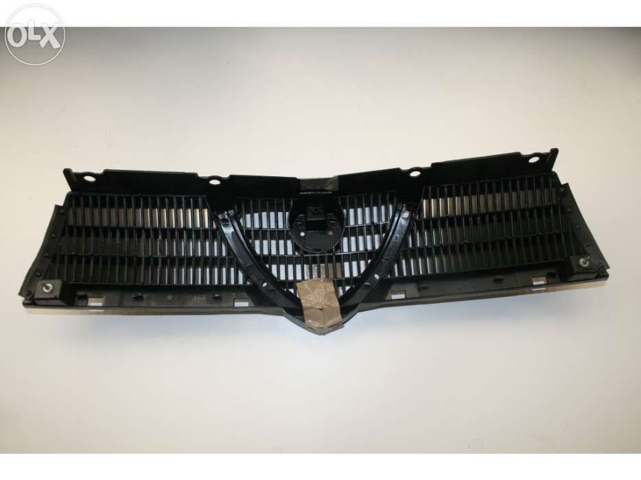 Grelha frontal alfa romeo 155 1.7 / 1.8 / 2.0 nova