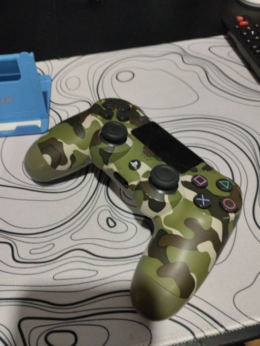 Ps4 com 865 gb de espaço