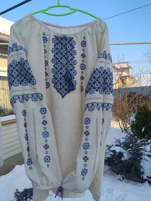 Вишиванки, ручна робота