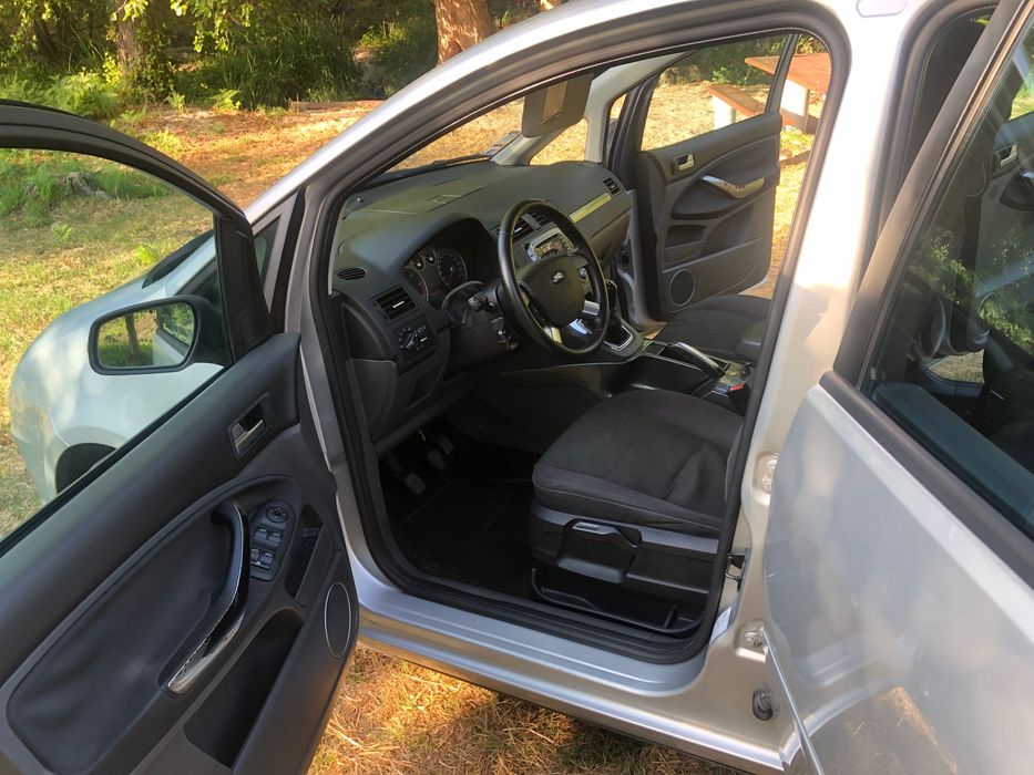 Ford C-Max — fotografia 8
