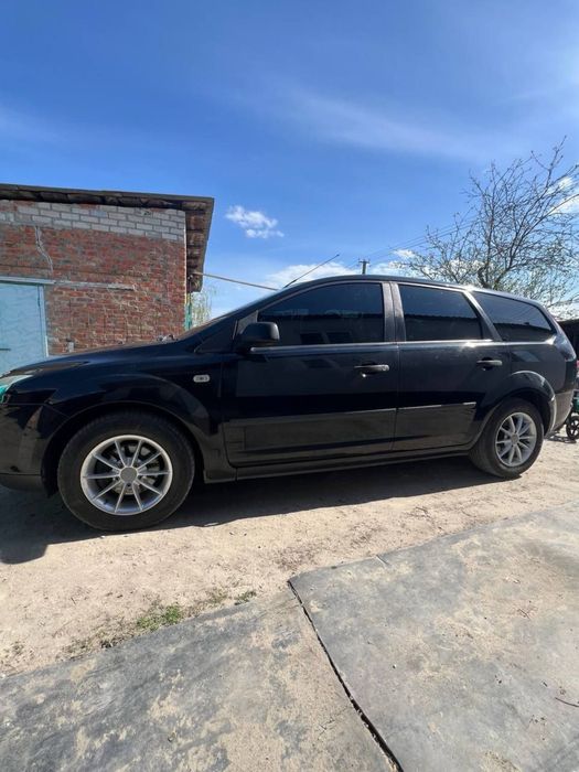 Ford Focus 2005 рік