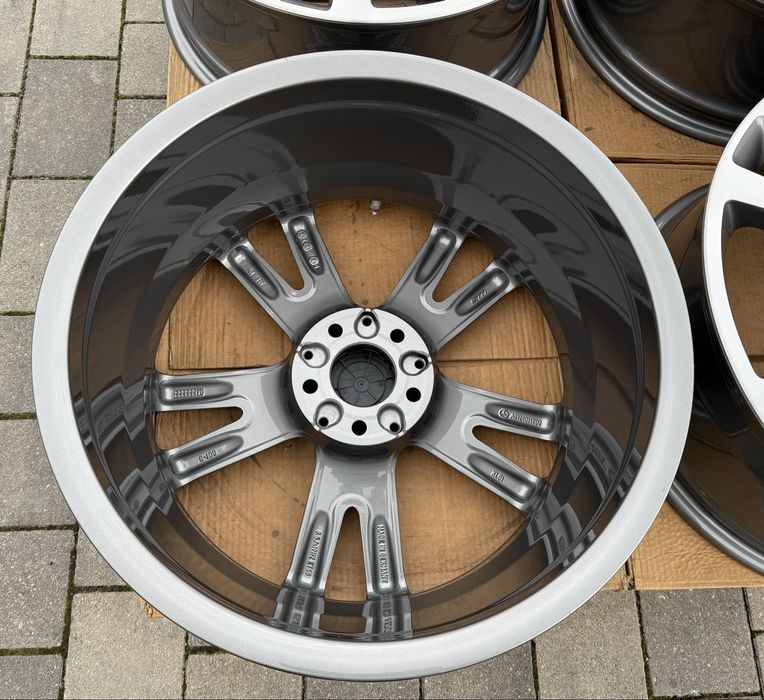 Felgi Mercedes 19" 5x112 8J ET44 8.5 ET48 E-klasa czujniki