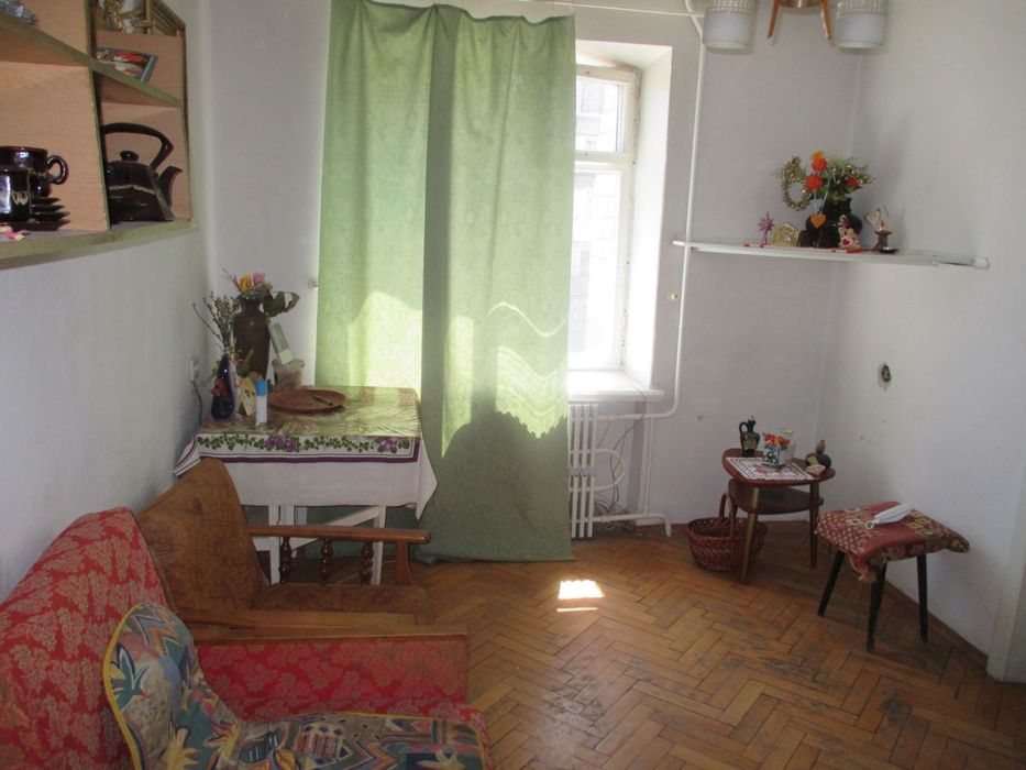 Оренда 2 кімнати в гуртожитку.