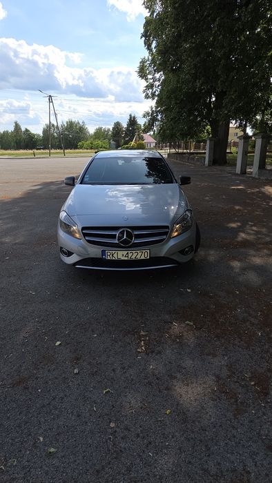 Merceees a180 2014r 187400km