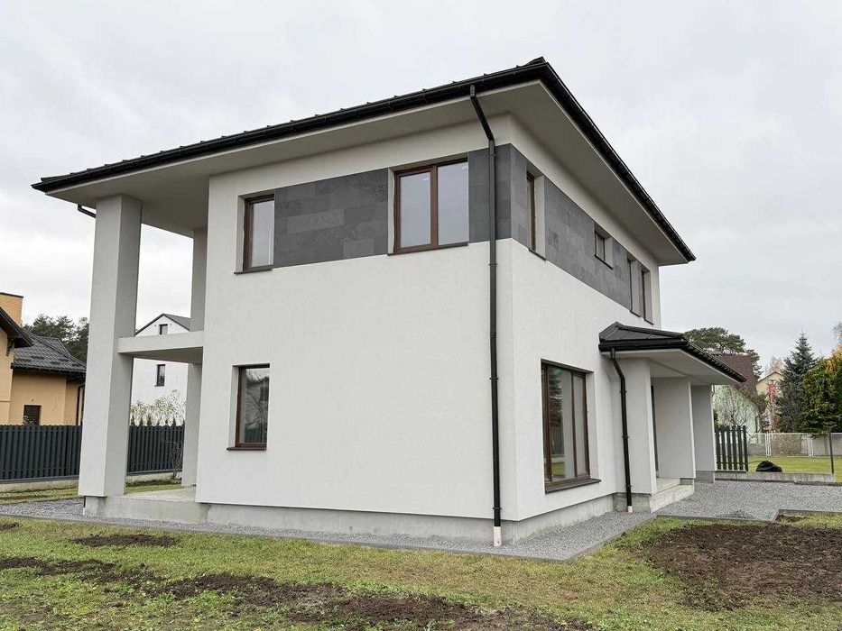 Продаж будинку смт. Брюховичі