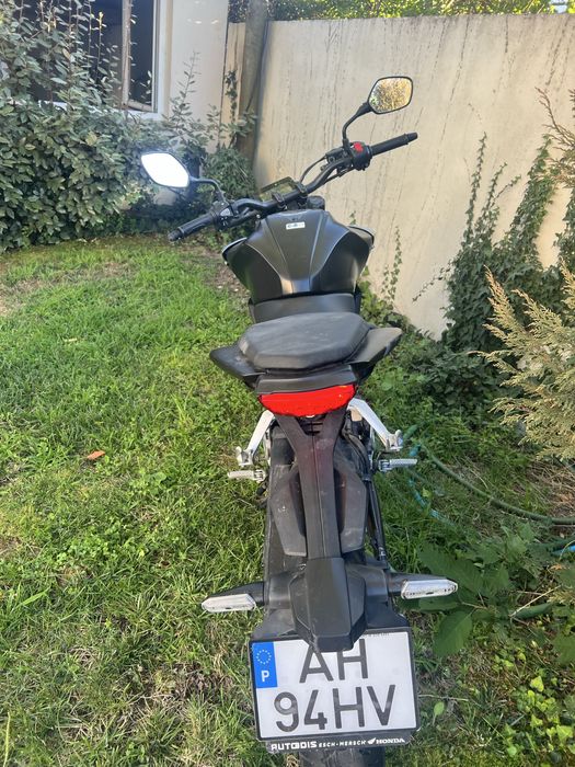 Moto Honda cb 125r