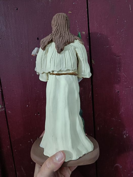 Santa Inês em barro