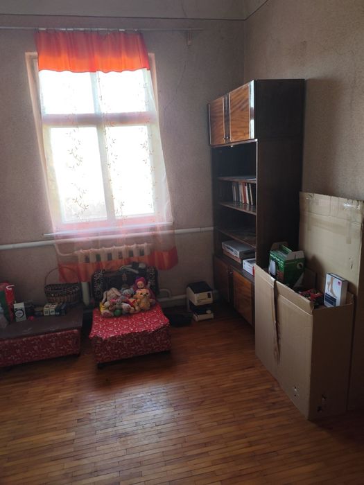 Дім 91 м2 на п'ять кімнат м. Новоселиця під Чернівцями