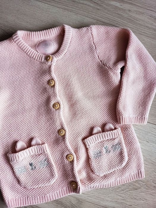 Sweter dziewczęcy różowy rozpinany z kieszeniami 98