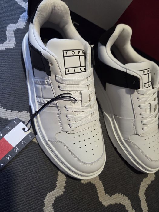Tommy Jeans Sneakersy  r.39 plus skarpetki 3 pack