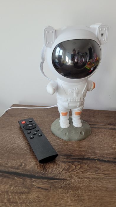Nowy robot projektor gwiazd