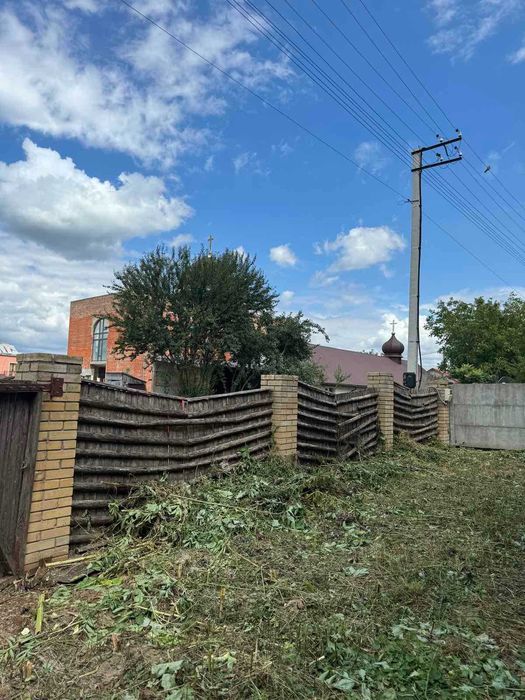 Незавершений будинок та земельна ділянка 6 сот., м. Дубляни