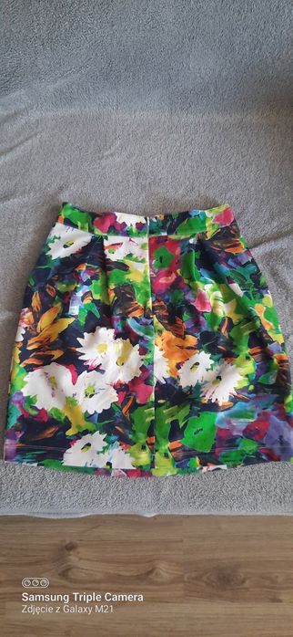 Spódniczka w kwiaty