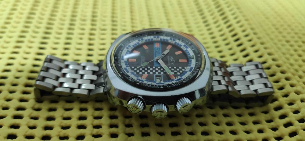 Relógio antigo MATY Besançon Submariner de corda manual 42mm