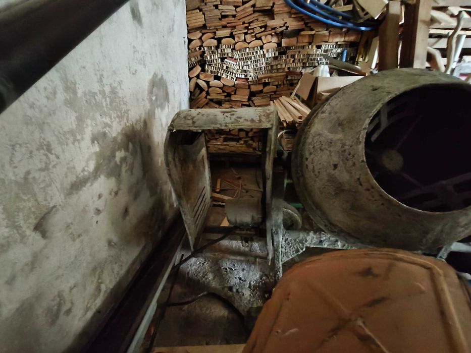 Betoniarka używana 140l