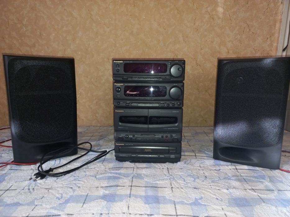 Продам музичний центр Panasonic