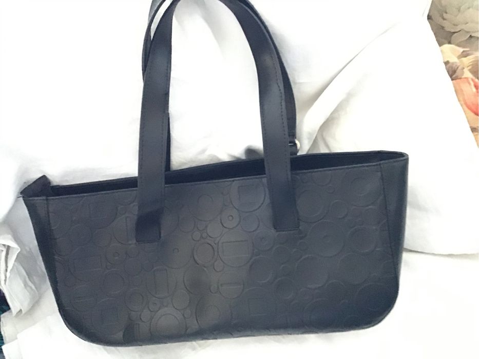 Mala Furla original em pele gravada. Negociavel.