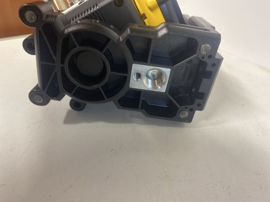 Lasrr krzyzowy dewalt DCE89g oryginalny