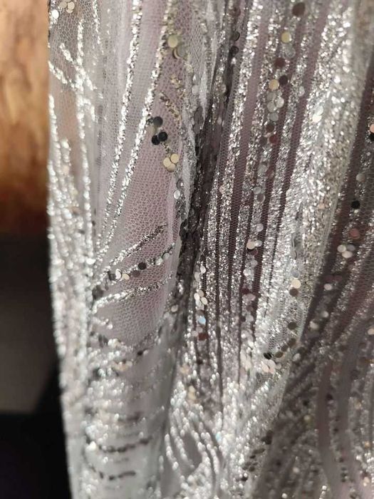 Lindissimo vestido de gala, prata