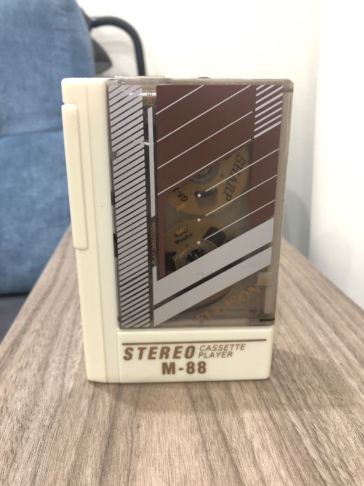Fugison m-88 cassette player