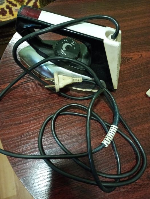 Продам Утюг ЕЛЕГАНТ