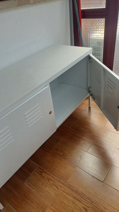 Armário  Metálico Branco 118cm - 2 Portas com Ventilação (usado)