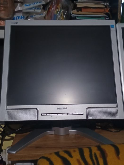 Монітор Philips NEC