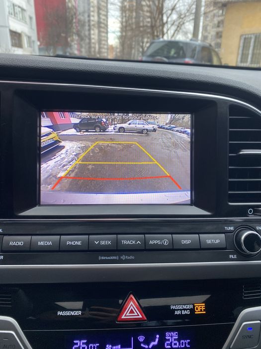 Продаю Elantra 2017