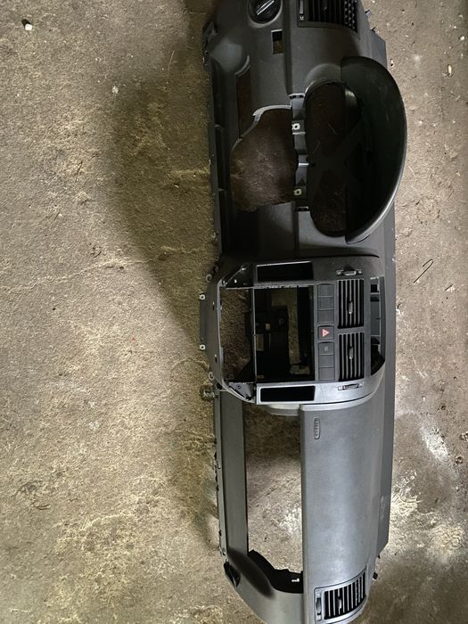 Kompletne Fotele i częsci VW Polo 9N