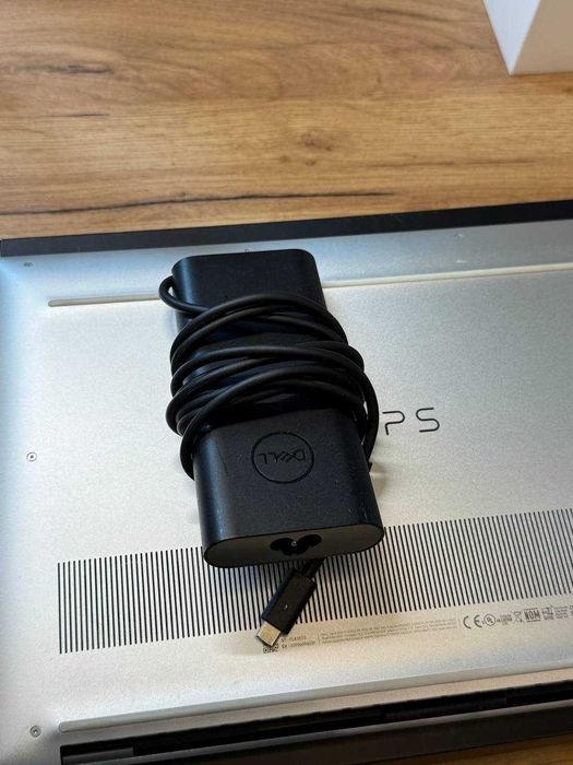 Dell XPS 15 9520 i9-12900HK 32GB 1TB RTX 3050 Ti 4K Touch - super stan