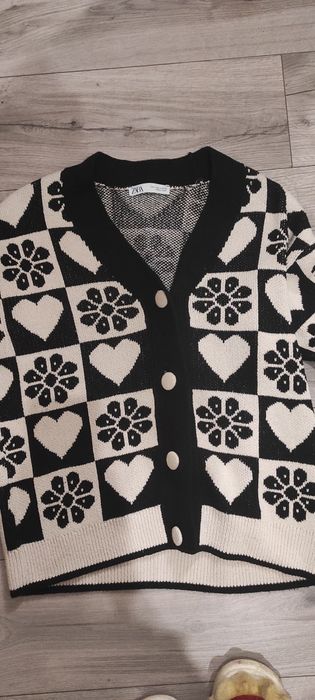 Новые вещи от популярных брендов.