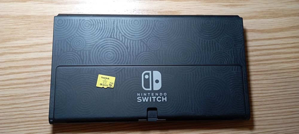 Nintendo Switch OLED Zelda Tears of the Kingdom Edition