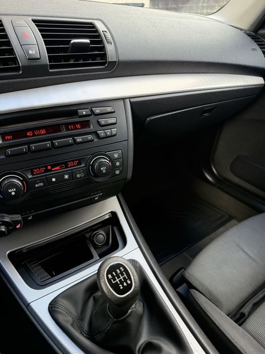 Bmw 120d 163cv 2006 selo antigo bem estimado.