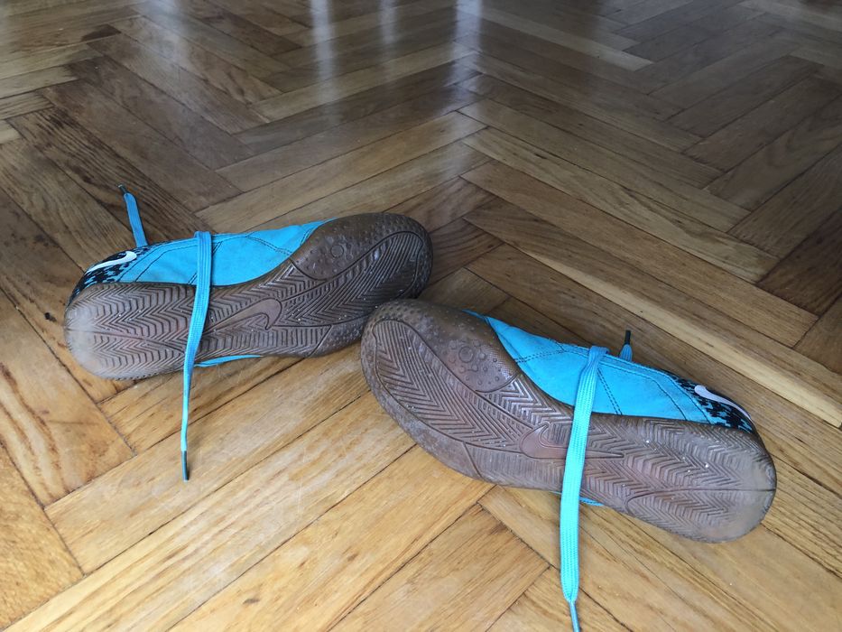 Buty Nike Halówki rozm. 37,5