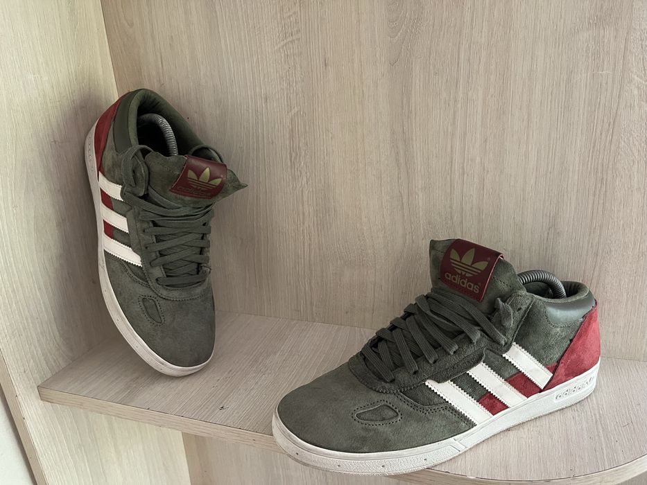 Кросвки 42 розмір Adidas оригінал