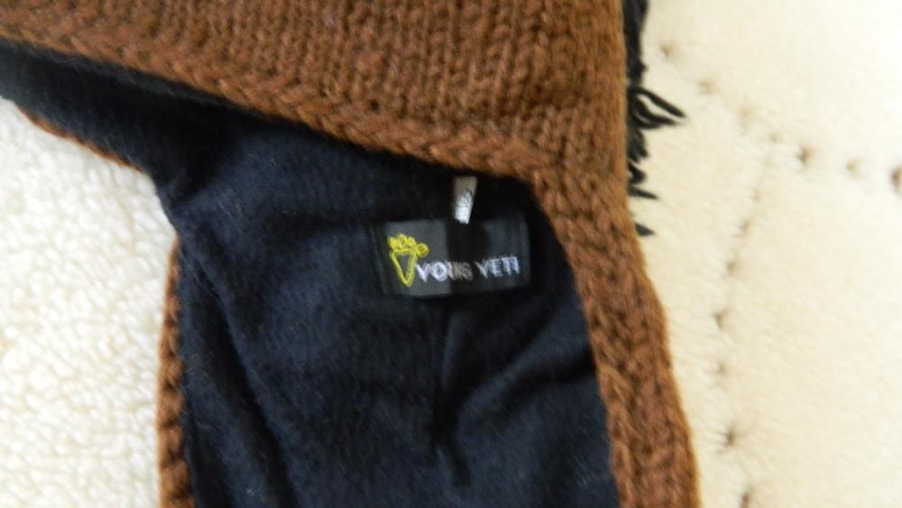 YOUNG YETI Nepal oryginalna czapka KOŃ Z GRZYWĄ i uszkami UNIKAT !