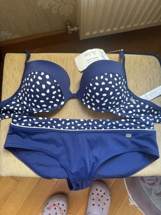 Шикарний новий купальник Sloggi 38C/38